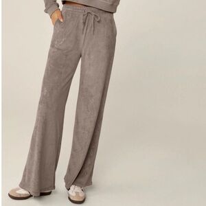 Beyond Yoga Tropez Pull On Pant